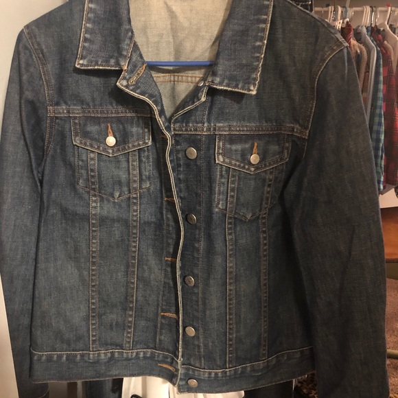 J Crew Women’s Jean Jacket - Picture 2 of 3
